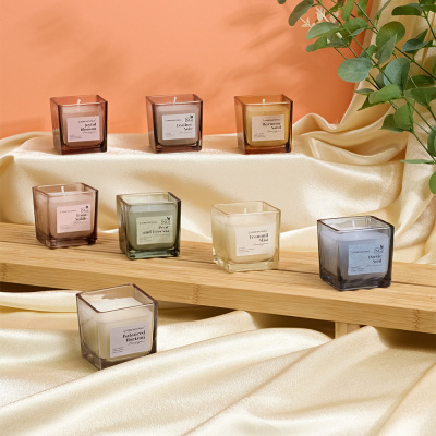 Свеча ароматизированная Home Naturals, poetic soul, rosso nobile,leather noir,pear&freesi NG (8/24)